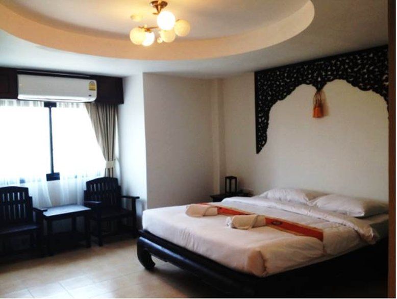 Wangburapa Grand Hotel Chiang Mai Exterior foto