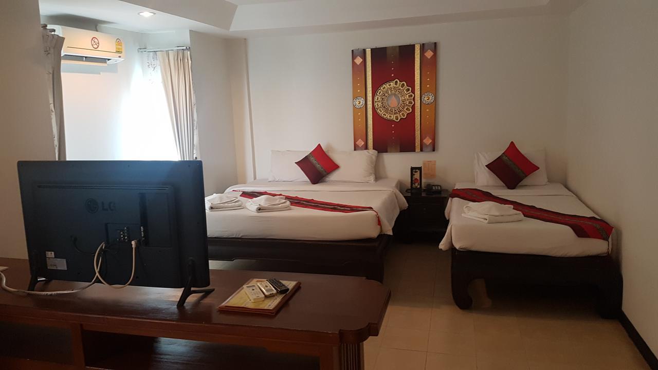 Wangburapa Grand Hotel Chiang Mai Exterior foto